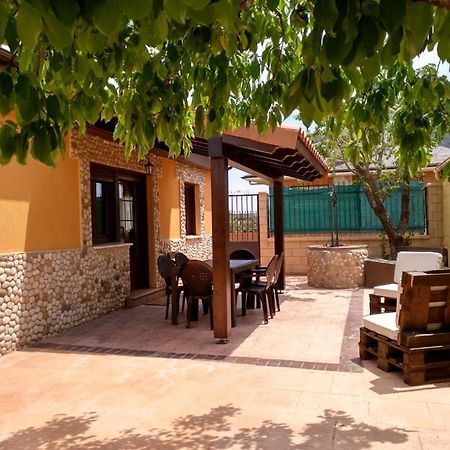 Villa La Casita Del Abuelo Villalmanzo Exterior foto