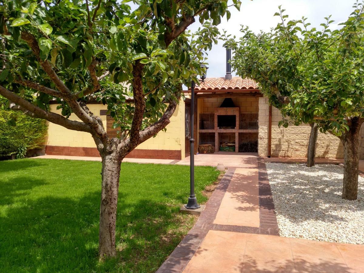 Villa La Casita Del Abuelo Villalmanzo Exterior foto